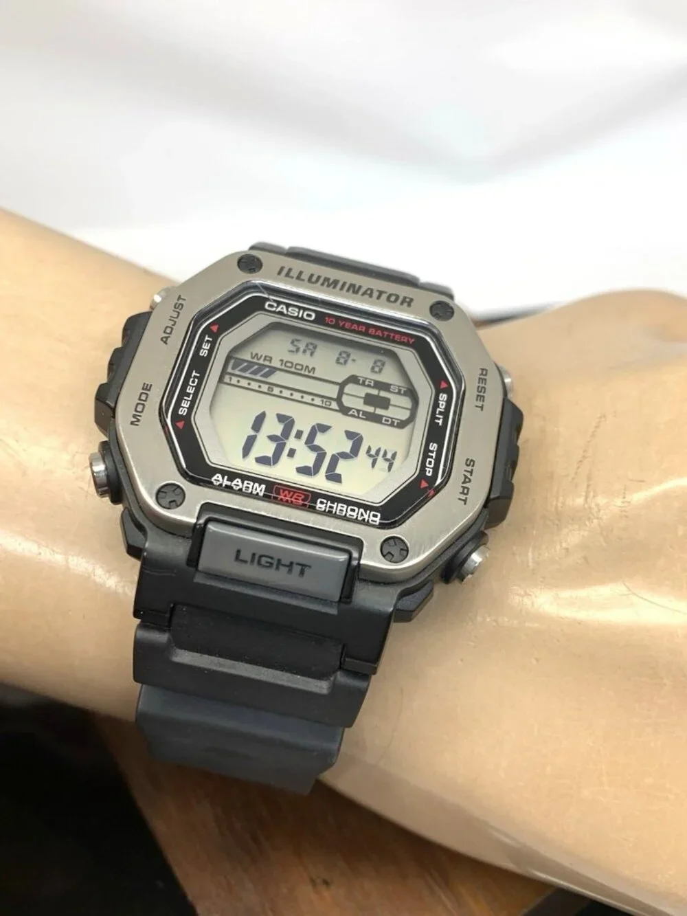 Casio Men's Watch MWD110H Silver Black Resin Strap Quartz Digital Sport 3517
